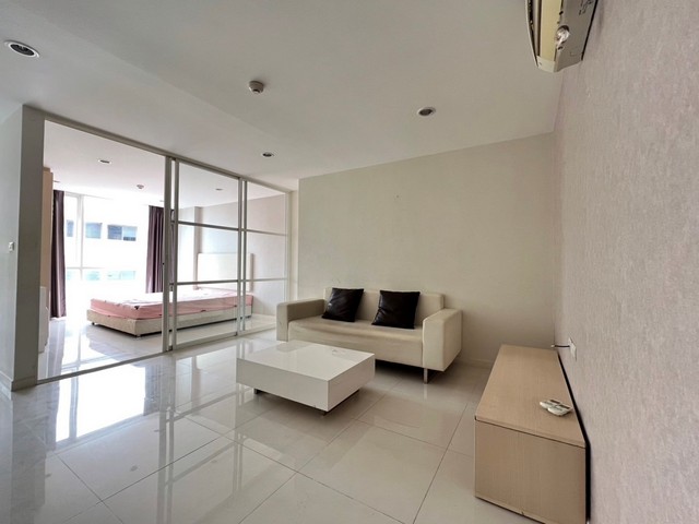 ขายคอนโดโครงการ อิลีเม้นท์ ศรีนครินทร์ 1-2 ประเวศ กรุงเทพมหานคร AK 0369