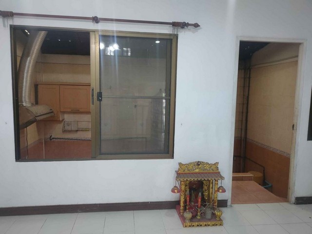 [B944]ให้เช่า 17.5k บ้านกลางเมือง ลาดพร้าว 71 นาคนิวาส 4 เขตลาดพร้าว อยู่ใกล้สถานี รถไฟฟ้า ลาดพร้าว 71 (สายสีเหลือง) ใกล้ทางด่วน