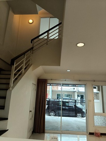 [B945]ให้เช่า 36k แกรนด์ เดอ วิลล์ ศรีนครินทร์ 42 แขวงหนองบอน เขตประเวศ ปากซอยสุภาพงษ์ 1 ติดรถไฟฟ้า ใกล้ห้างซีคอนสแควร์