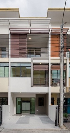 ซิกเนเจอร์ เพชรเกษม 69  บ้านมือสองตกแต่งใหม่  บ้านสภาพสวย 