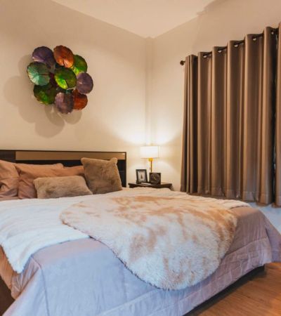 บ้านเดี่ยว ชั้นเดียว แต่งครบ บ้านรีโนเวท อยู่ในหมู่บ้านวังตาล ตอบโจทย์ทุกการอยู่อาศัย อยู่เองสะดวก ปล่อยเช่าสบาย