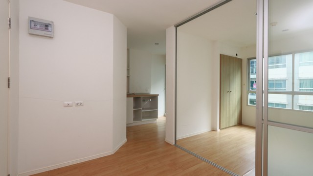 ขายทาวน์เฮ้าส์ 2 ชั้นราคาถูก มบ.สินธานี 3  ซอยเคหะร่มเกล้า 64 ลาดกระบัง กรุงเทพ