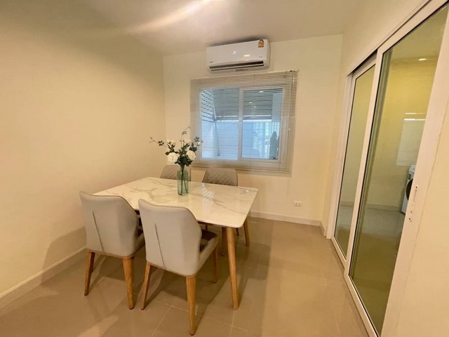 ปล่อยเช่าทาวน์เฮาส์ดิเออบาน่า3 ใกล้โรงเรียนนานาชาติ 4แห่ง เดินทางสะดวกถนนซุปเปอร์ไฮเวย์เชียงใหม่-ลำปาง