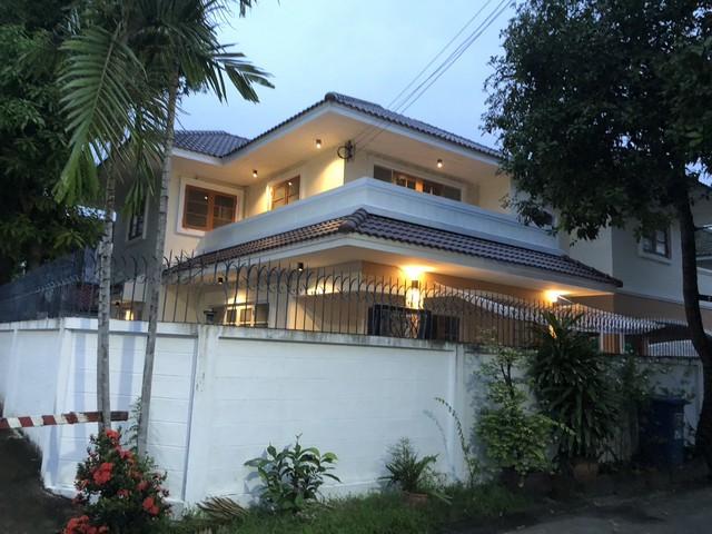 ขายบ้านเดี่ยว 2 ชั้นหลังมุม 73 ตรว. หมู่บ้านทองสถิตย์ รามอินทรา 34 เลียบด่วน – เกษตรนวมินทร์ รีโนเวทใหม่ ใกล้ตลาดนัดเลียบด่วน 