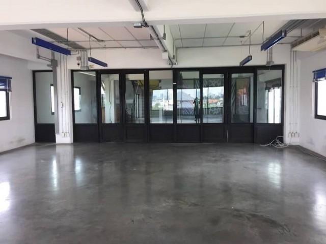 ขายอาคารสำนักงาน4ชั้นพร้อมโกดัง 1,400 ตร.ม. ย่านลาดพร้าว71 สังคมสงเคราะห์ เลียบด่วน  ใกล้MRTลาดพร้าว71