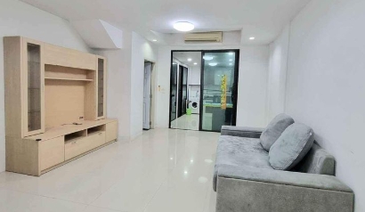 ให้เช่าทาวน์โฮม 3 ชั้น  หมู่บ้านอารียาโมวา ลาดปลาเค้า ย่าน นวมินทร์ รามอินทรา ใกล้วงเวียนบางเขน