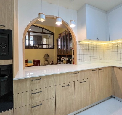 ให้เช่าและขายทาวน์โฮม3.5 ชั้น รัชดา 32 ใกล้รถไฟฟ้าใต้ดิน ลาดพร้าวและรถไฟฟ้าสายสีเหลือง