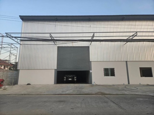 โกดังให้เช่า500 ตารางเมตร ซอยศรีด่าน 1  สำโรงเหนือ อำเภอเมือง สมุทรปราการ