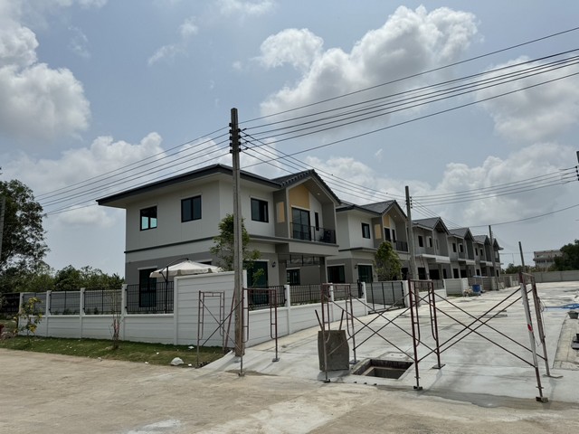 ขายบ้านบางนา เดอะ ซิตี้ บางนา กม.7 (The City Bangna km. 7) ตำบลบางแก้ว อำเภอบางพลี สมุทรปราการ