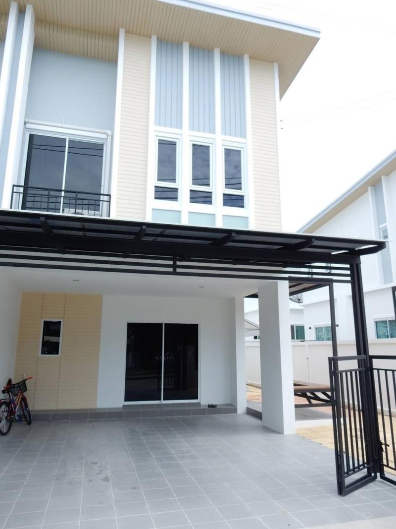 ขายบ้านแฝด 2 ชั้น หมู่บ้าน เดอะมิกซ์ ทวิน (เก้ากิโล) ศรีราชา  ทำเลดี