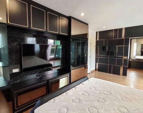 ให้เช่าบ้านเดี่ยว2ชั้น  ภัสสร เพรสทีจ ลุกซ์ พัฒนาการ 44 เนื้อที่ 67.4 ตรว