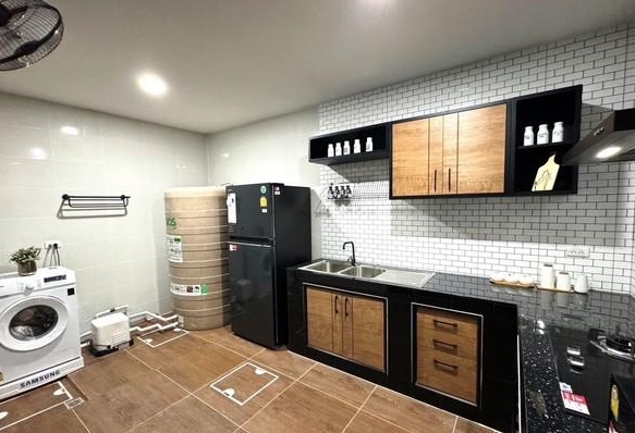 ให้เช่าทาวน์โฮม3 ชั้น กPatio ศรีนครินทร์-พระรามเก้า  กรุงเทพกรีฑา