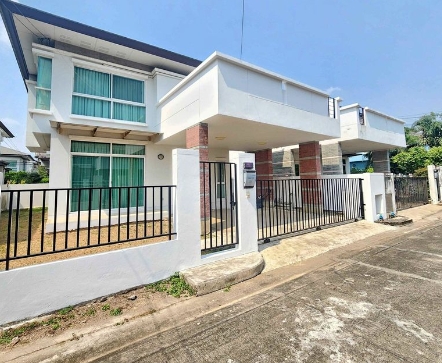 ให้เช่าบ้านเดี่ยว หมู่บ้านสัมมากร รามคำแหง 162/1 มี 4 นอน 3 น้ำ 50 ตรว 