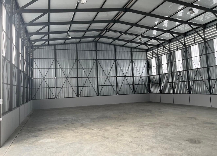 ให้เช่า โกดัง ซอยแพรกษา10/2 สมุทรปราการ สร้างใหม่ขนาด 300 ตรม