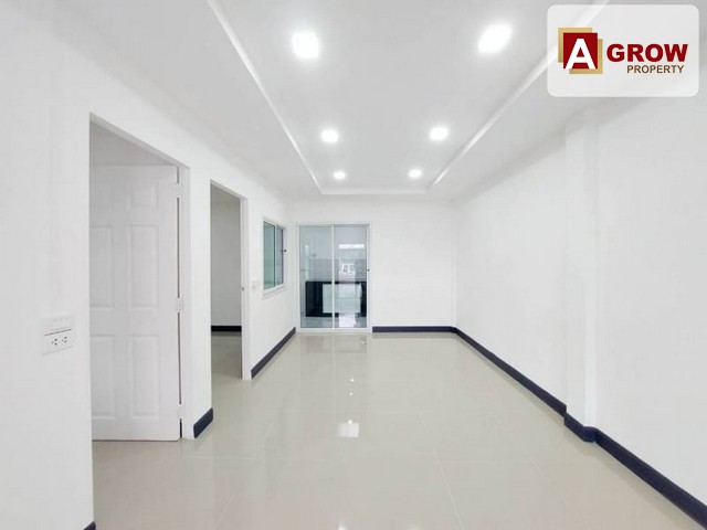 หมู่บ้านตะวันงาม ต้นโครงการ บ้านรีโนเวทใหม่พร้อมเข้าอยู๋