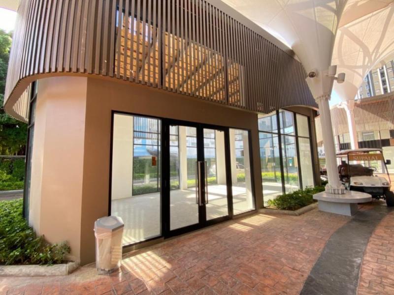 ให้เช่าร้านค้าในครงการศุภาลัยเวอเรนด้ารามคำแหงโครงการมีห้องอยู่อาศัย 2,073 ห้องใกล้MRT