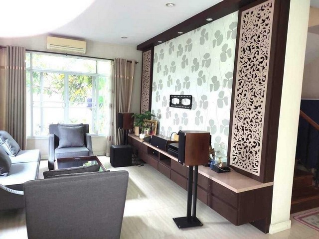 ขายหมู่บ้านรัตตนาวดี รีเจ้นท์ หมู่บ้านติดถนนพุทธมณฑล สาย 3