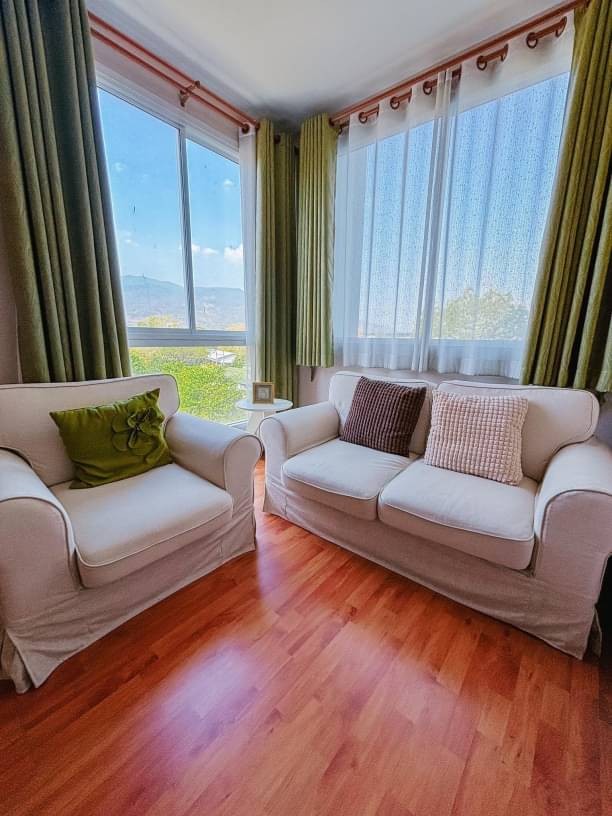 ขาย 2.59 ล้าน 45 ตรม. 2 นอน 1 น้ำ วันพลัส เจ็ดยอด 2 ห้องมุม วิวดอย ตกแต่งครบ พร้อมเข้าอยู่ ใกล้นิมมาน เพียง 10 นาที เข้า-ออกได้หลายเส้นทาง