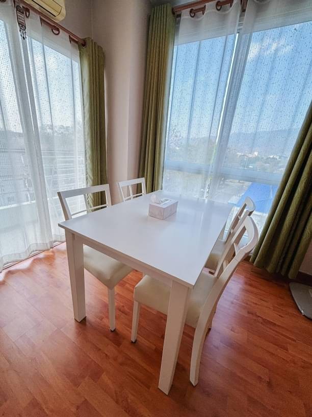 ขาย 2.59 ล้าน 45 ตรม. 2 นอน 1 น้ำ วันพลัส เจ็ดยอด 2 ห้องมุม วิวดอย ตกแต่งครบ พร้อมเข้าอยู่ ใกล้นิมมาน เพียง 10 นาที เข้า-ออกได้หลายเส้นทาง