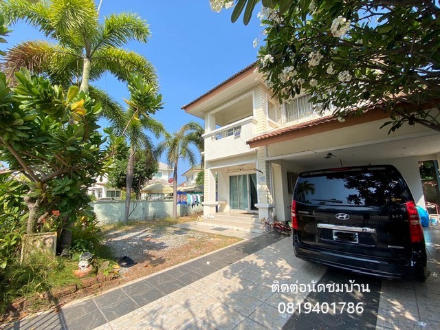 ให้เช่า  บ้านเดี่ยวหลังใหญ่ 2 ชั้น หมู่บ้าน ปิยวัฒน์ บางแสน