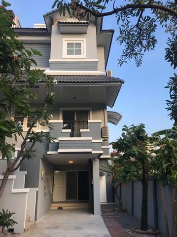 ให้เช่าทาวน์โฮม 3 ชั้น 4 ห้องนอน หมู่บ้านเน็พปาร์ควิลล่า ถนนประเสริฐมนูกิจ 29 ใกล้เดอะวอร์คเกษตรนวมินทร์