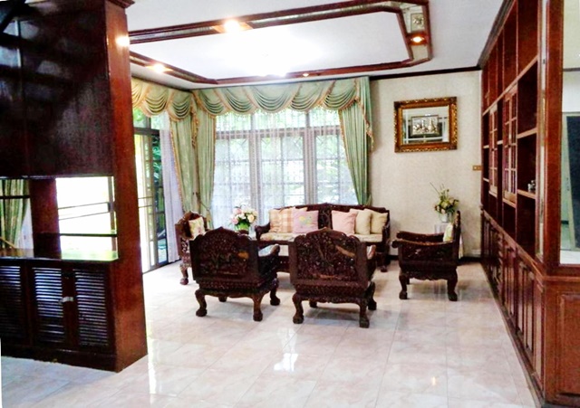 เซ็นทรัล ปิ่นเกล้า ให้เช่าบ้านเดี่ยว 2 ชั้น 4นอน 5น้ำ 5จอดรถ 5แอร์ เฟอร์ครบ MRT บางขุนนนท์ 100ตรว. 300ตรม. บรรยากาศร่มรื่น ใหญ่มาก