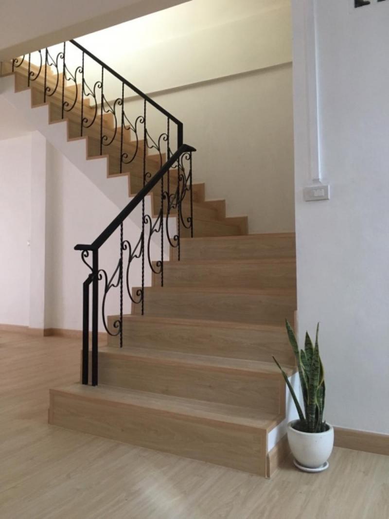 ให้เช่าทาวน์โฮมสวย 3ชั้น3นอน 3น้ำ ถนนรัชดา ไม่มีเฟอร์ ไม่มีแอร์ทำออฟฟิศอยู่อาศัยได้ ถนนรัชดา ใกล้รถไฟฟ้าศูนย์วัฒนธรรม ขาย8.9ล้านเท่านั้น