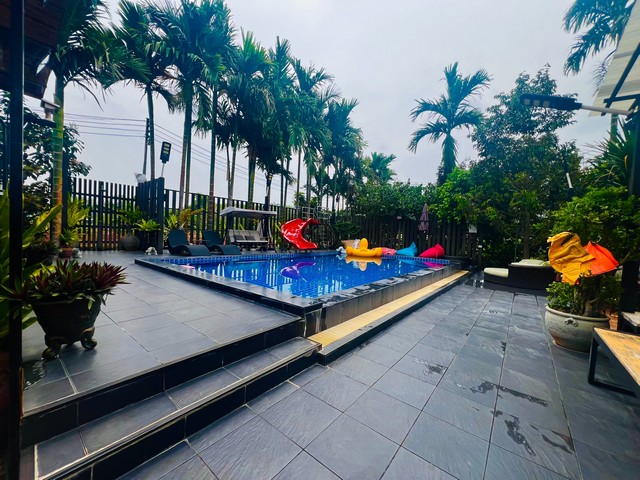 ขายบ้านพักพูลวิลล่า เขาใหญ่ Hiz at Pakchong อำเภอปากช่อง จังหวัดนครราชสีมา เนื้อที่ 1 ไร่