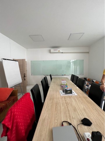 ให้เช่าบ้านเดี่ยว 2 ชั้น 100 ตร.ว. ซอยพัฒนาการ 50 เดินทางสะดวก ใกล้ทางด่วน เหมาะทำโฮมออฟฟิศ