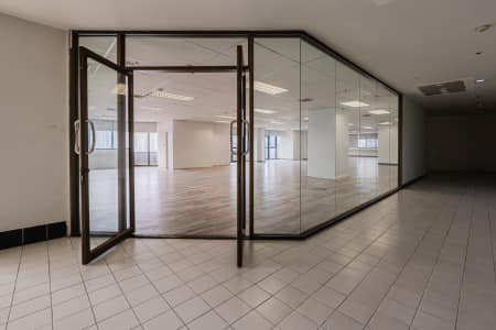 ให้เช่าพื้นที่สำนักงาน 375 ตรม. อาคารชำนาญเพ็ญชาติ พระราม 9 ชั้น 10 ใกล้ MRT พระราม 9 ตกแต่งพร้อมเฟอร์