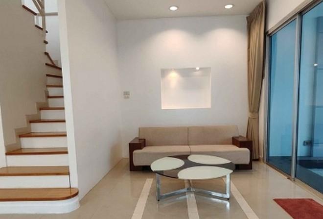 EPL-HR3231 ให้เช่าทาวน์โฮม โฮมออฟฟิศ บ้านกลางเมือง เดอะรอยัลโมนาโค ศรีนครินทร์ 24 พื้นที่ใช้สอย 180 ตรม จอดรถ 2 คัน 3 ห้องนอน 3 ห้องน้ำ