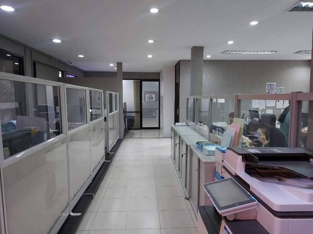 รหัสC6078 ให้เช่าอาคาร 2ชั้น พร้อมโชว์รูม เนื้อที่ 500ารางวา ถนนศรีอยุธยา พญาไท ที่จอดรถเยอะ