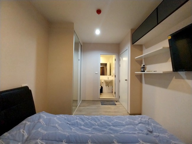 s0115 ขาย plum condo central station 2 พร้อมอยู่ ชั้น 30 วิวคาซ่า ที่ตั้ง: ติดเซ็นทรัลเวสต์เกต ริมถนนรัตนาธิเบศร์ขนาด: 26 ตรม. 1 ห้องนอน 1 ห้องน้ำชั้น 30สนใจชมทรัพย์ /สอบถามCALL : 0615659566LINE : @differthailand (ซื้อ,เช่า)LINE : @differestate (ฝากขาย ,ฝากเช่า----------------DIFFER ESTATE CO.,LTD.เป็นบริษัทจดทะเบียนถูกต้องตามกฎหมายให้บริการรับฝากขาย เช่า ซื้อ อสังหาริมทรัพย์ ทุกชนิด>คอนโดใหม่ที่ใกล้ central westgate ที่สุดและ สถานีรถไฟฟ้าสายสีม่วง สถานีแยก