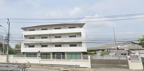ให้เช่าพื้นที่ โกดัง อาคารสำนักงาน 4 ชั้น  เนื้อที่ 418 ตรว. พื้นที่โดยรวม 2,418 ตรม. เฉลิมพระเกียรติ ร.9 ซอย79