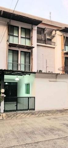 ให้เช่าทาวน์โฮม 3 ชั้น 4 นอน อารียาโมวา ลาดปลาเค้า เกษตร-นวมินทร์ ใกล้วัดลาดปลาเค้า MRT ลาดปลาเค้า BTSเกษตร