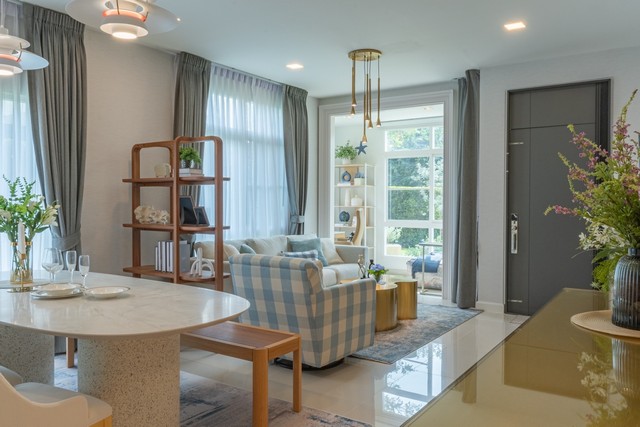 ให้เช่าบ้านเดี่ยว2ชั้น107 ตร.ว. 4นอนพร้อมเฟอร์ ย่านบางนา โครงการมัณฑนา บางนา กม.7