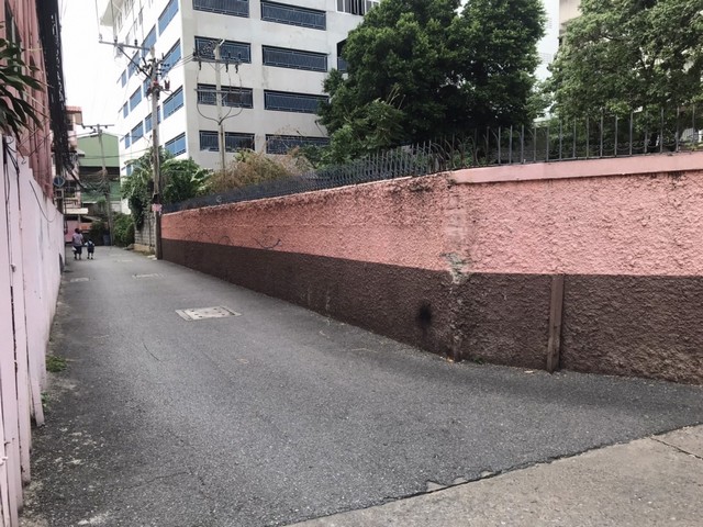 ขายที่ดิน 165 ตารางวา เจ้าของขายเอง สาธุประดิษฐ์ซอย 28 แขวงบางโพงพาง เขตยานนาวา กรุงเทพมหานคร