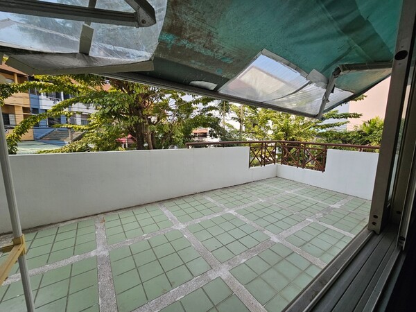 ขายคอนโดสัมมากร 2 นอน 2 น้ำ ห้องใหญ่พื้นที่ใช้สอยเยอะ ระเบียงกว้าง