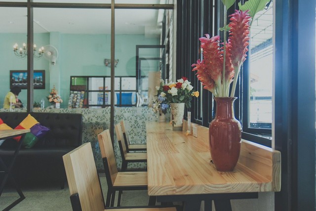 ขายตึก 3 ชั้น 3 คูหา อ.แม่ริม จ.เชียงใหม่ พร้อมดำเนินกิจการโฮสเทล ห้องเช่ารายวัน รายเดือน