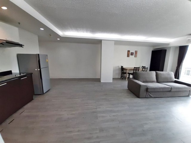 The Waterford Sukhumvit 50 clean safe convenient 6th floor BTS On Nut