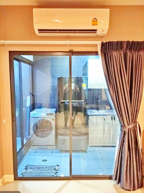 ตลาดบางศรีเมือง ย่านพระราม 5 ให้เช่าทาวน์โฮม 3 ชั้น  ส่วนกลางอลังการ 22ตรว. 200ตรม. ทำเลดี 3นอน 3น้ำ 2จอดรถ 3แอร์ MRT แยกติวานนท์ 3.5 กม.