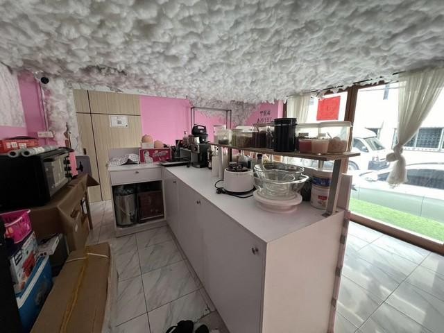 PT12 ให้เช่า อาคารพาณิชย์ 2 คูหา ห้องมุม ถนนสุขุมวิท 77 ติดถนนอ่อนนุช ราคาเช่า 70,000 บาท/เดือน