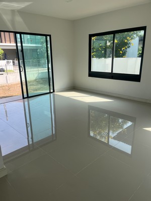 สภาพใหม่เหมือนบ้านมือ1​ บ้านเดี่ยวย่านบางบ่อ!! ราคาดีที่สุดในโครงการ หมู่บ้านบุราสิริ​ บางนา กม.26 บ้านเดี่ยว 60.6 ตร.วา.