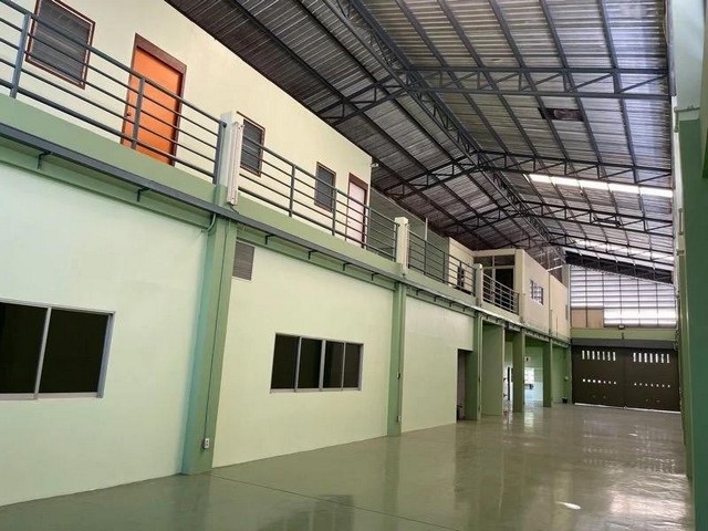 POR3965 ให้เช่าโกดัง พร้อมออฟฟิศ เสรีไทย 73  เขตคันนายาว โกดังอยู่ใกล้ สน.บางชัน โรงพยาบาลนพรัตน์ นิคมบางชัน