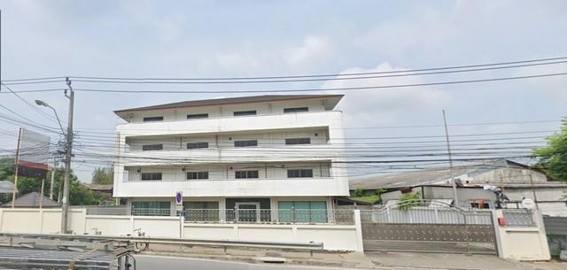 ให้เช่าอาคารพร้อมโกดัง4ชั้น2,418 ตรม. ถนนเฉลิมพระเกียรติร.9ซอย79 ใกล้สนามบินสุวรรณภูมิ