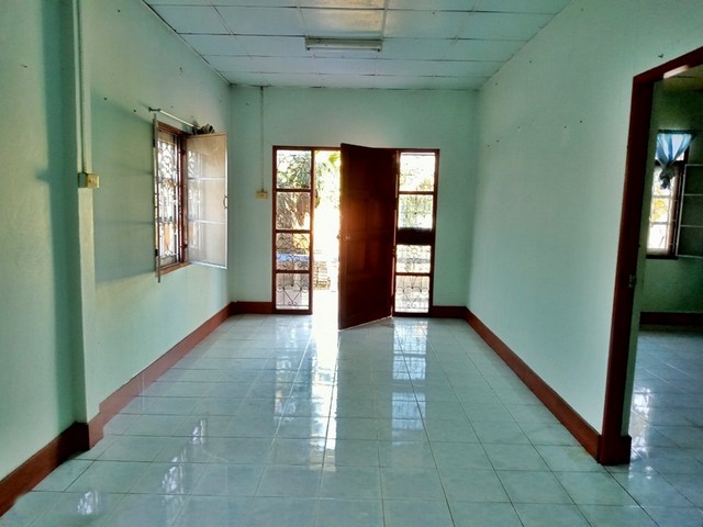 ขายบ้านพร้อมที่ดินและสิ่งปลูกสร้าง  เมืองสิงห์บุรี  สิงห์บุรี (PAP-7-0336)