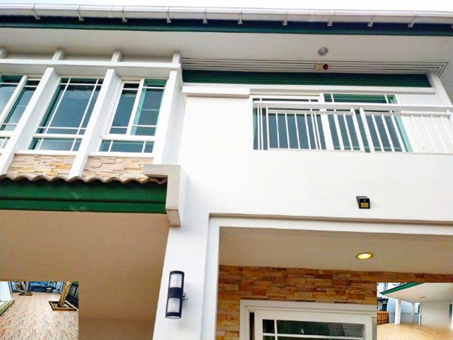  หลังใหญ่ กว้างขวาาง  ศรีนครินทร์ MRT ศรีกรีฑา ให้เช่าบ้านหรู 2 ชั้น 106ตรว. 250ตรม.3นอน 3น้ำ 2จอดรถ 4แอร์ ตลาดลำสาลี 