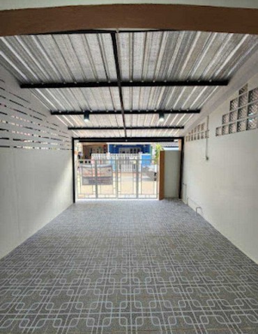 หมู่บ้านนิสา ขายทาวน์โฮม3 ชั้น เนื้อที่ 16 ตรว. บ้านเพชรเกษม69