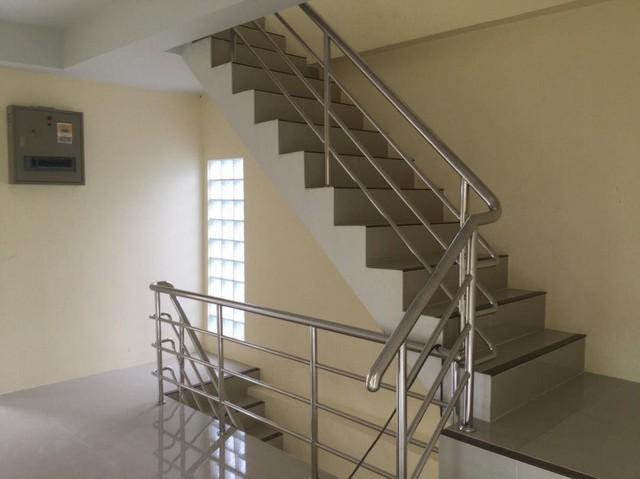 ขายโฮมออฟฟิศ 3 ชั้น พร้อมโกดัง ถนนพหลโยธิน ใกล้ฟิวเจอร์พาร์ครังสิต