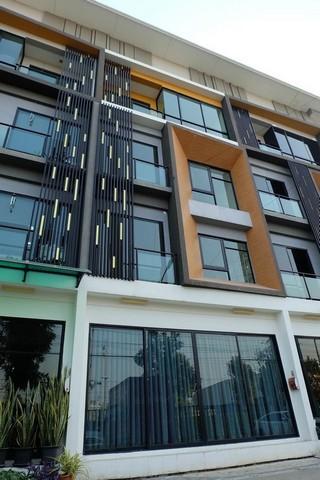 BH2768 ให้เช่าทาวน์โฮม 4 ชั้น โครงการโกลเด้น บิส บางนา-กิ่งแก้ว ติดถนนกิ่งแก้ว ใกล้สนามบินสุวรรณภูมิ